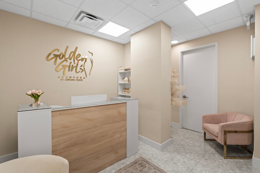 More Photos Of 2820 NE 214th St, Aventura Loft Creative Space For Sale