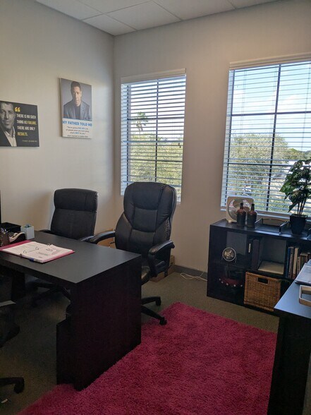 More Photos Of 7065 Westpointe Blvd, Orlando Loft Creative Space For Sale