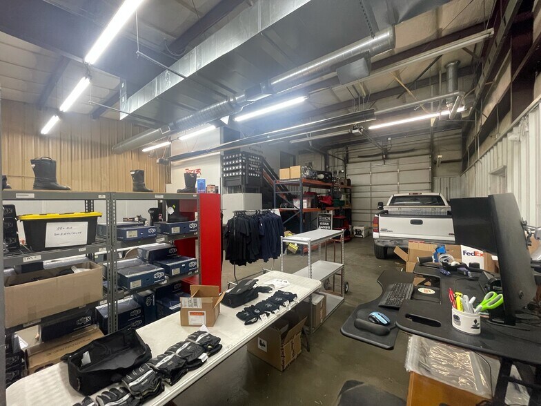 More Photos Of 128 30th St, Greeley Warehouse For Sale