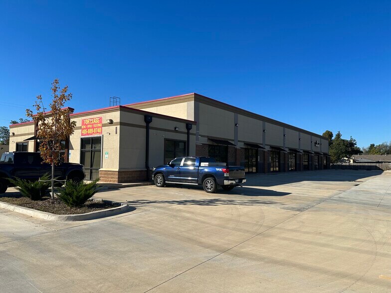 More Photos Of 6029 NW 23rd St, Oklahoma City Storefront Retail Office For Lease
