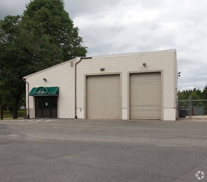 More Photos Of 109 Gilbertville Rd, Ware Warehouse For Sale