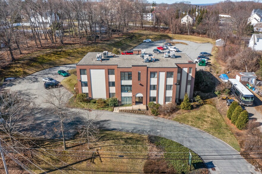 More Photos Of 320 Bolton St, Marlborough Healthcare For Lease