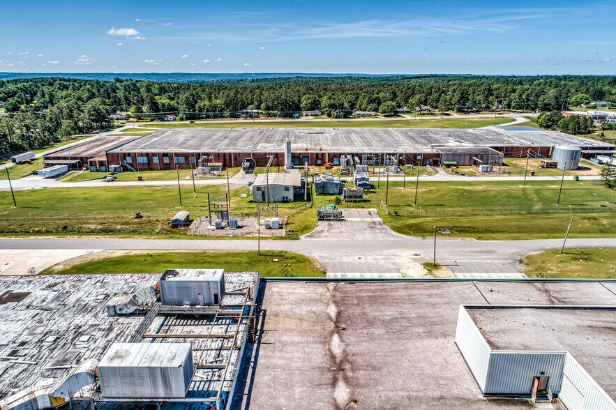 More Photos Of 418 Ascauga Lake Rd, Graniteville Manufacturing For Lease