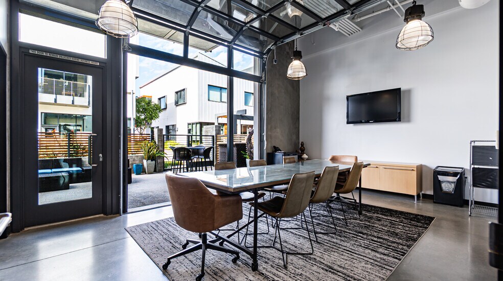 More Photos Of 701-723 N Douglas St, El Segundo Loft Creative Space For Lease