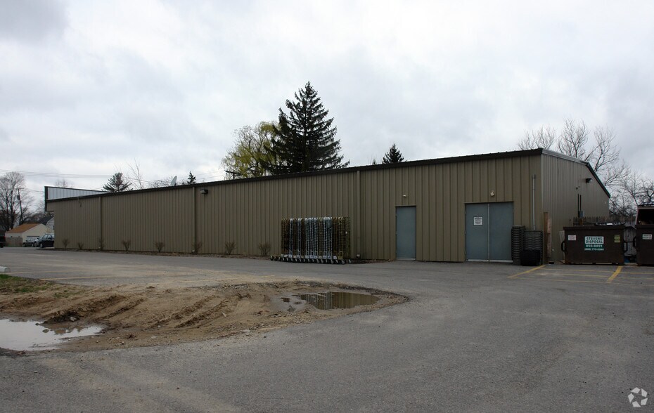 More Photos Of 6711 Gilead St, Whitehouse Freestanding For Lease