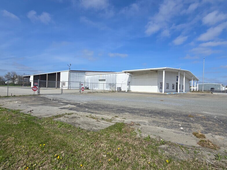 Primary Photo Of 5119 N Dupont Hwy, Cheswold Industrial For Lease