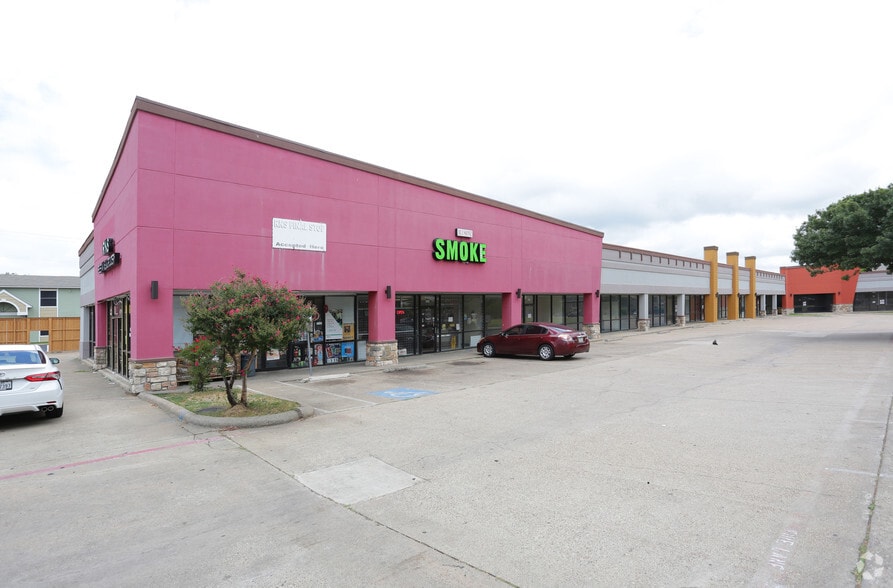 Primary Photo Of 3005-3007 S Carrier Pky, Grand Prairie Unknown For Lease