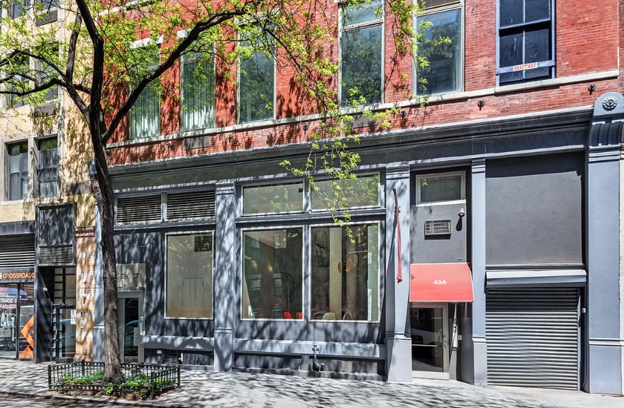 More Photos Of 43 W 13th St, New York Apartments For Sale