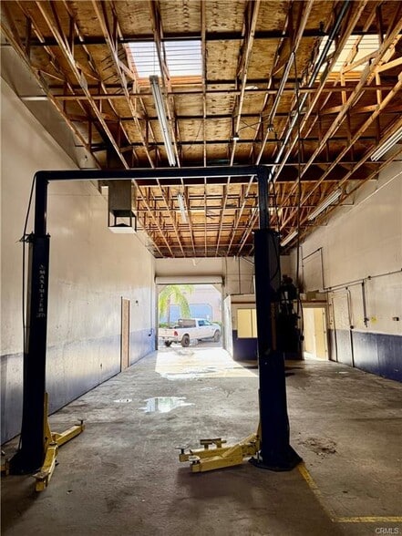 More Photos Of 478 N Scovell Ave, San Jacinto Warehouse For Sale