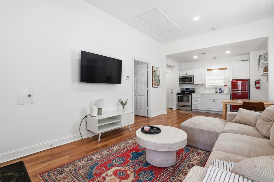 More Photos Of 521 W 37th St, Savannah Multifamily For Sale