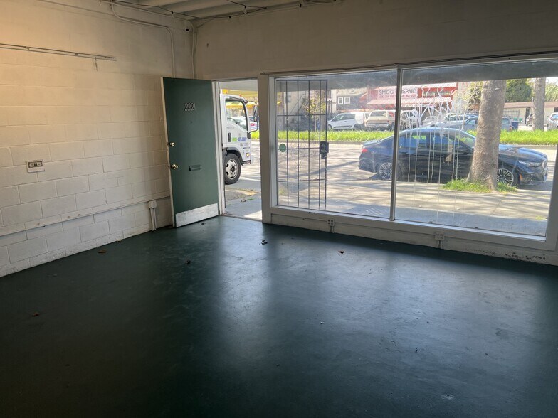 More Photos Of 2223 San Pablo Ave, Berkeley Apartments For Sale