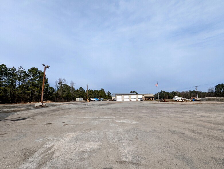 More Photos Of 21330 Blue Star Hwy, Jarratt Industrial For Sale