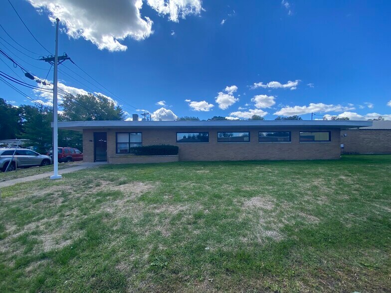 Primary Photo Of 49-51 Sindle Ave, Little Falls Warehouse For Lease