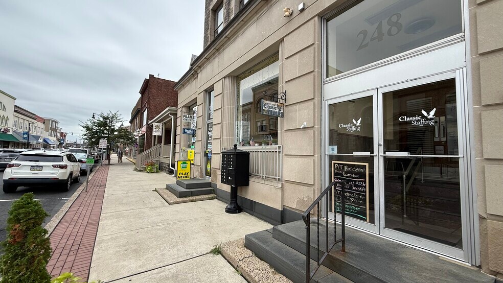 More Photos Of 242-248 W Broad St, Quakertown Office For Sale
