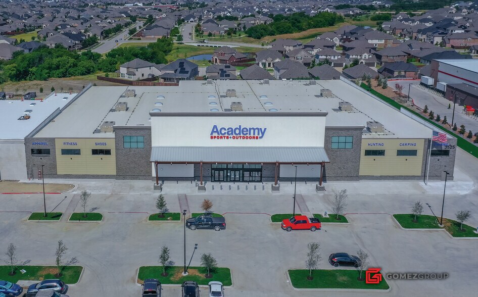 More Photos Of 3525 S Preston Rd, Celina General Retail For Sale