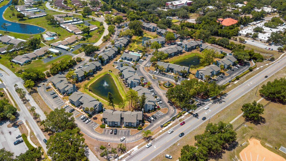 More Photos Of 5933 28th Ave W, Bradenton Apartments For Sale