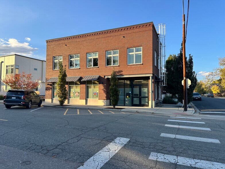 More Photos Of 337 E Simpson St, Lafayette Storefront Retail Office For Lease