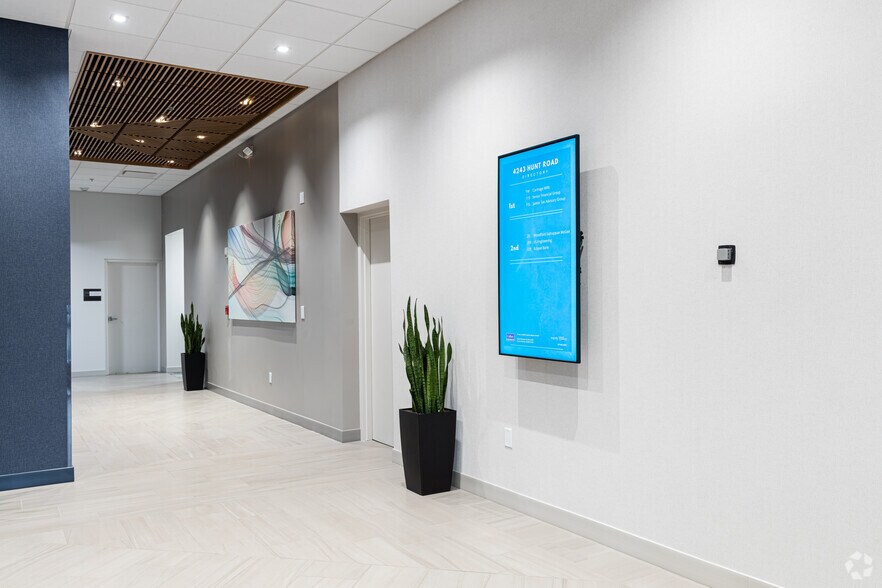 More Photos Of 4243 Hunt Rd, Cincinnati Medical For Lease