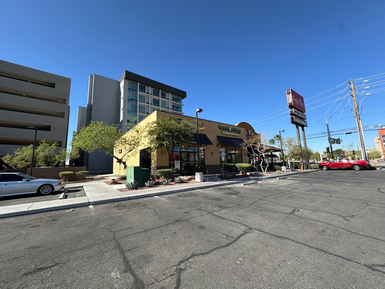 More Photos Of 4680 S Maryland Pky, Las Vegas Restaurant For Lease