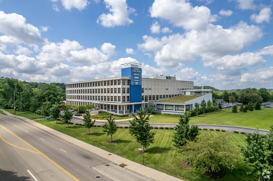 More Photos Of 1611 S Main St, Dayton Office For Lease