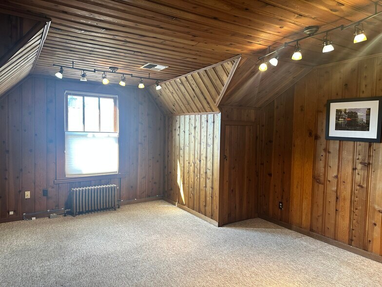 More Photos Of 527 S Arlington Ave, Reno Office Residential For Lease