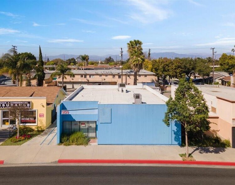 More Photos Of 3579 Gage Ave, Bell Medical For Sale