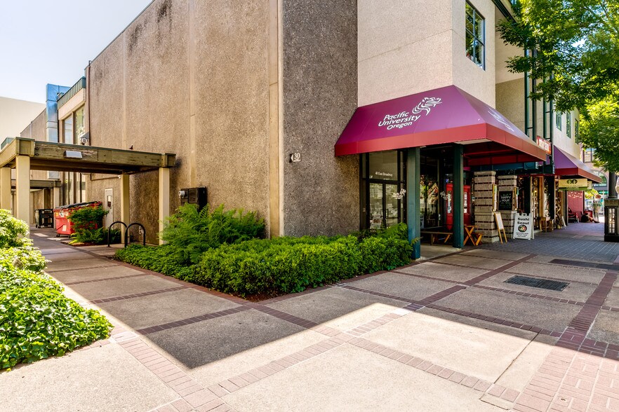 More Photos Of 30 E Broadway, Eugene Office For Lease