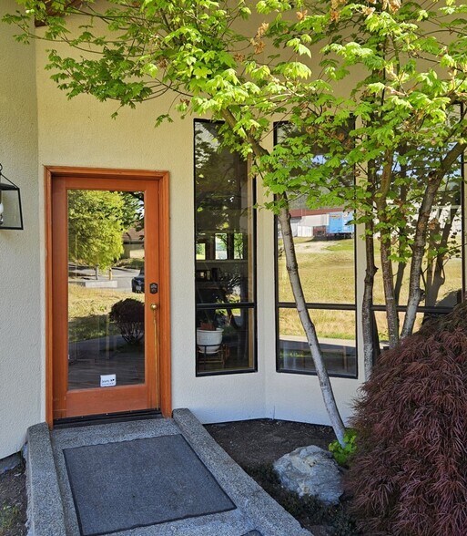 More Photos Of 181 NW Bunnell Ave, Grants Pass Apartments For Sale