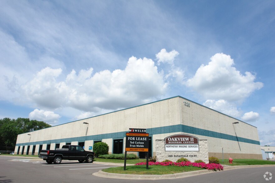 More Photos Of 1325 Eagandale Ct, Eagan Warehouse For Lease