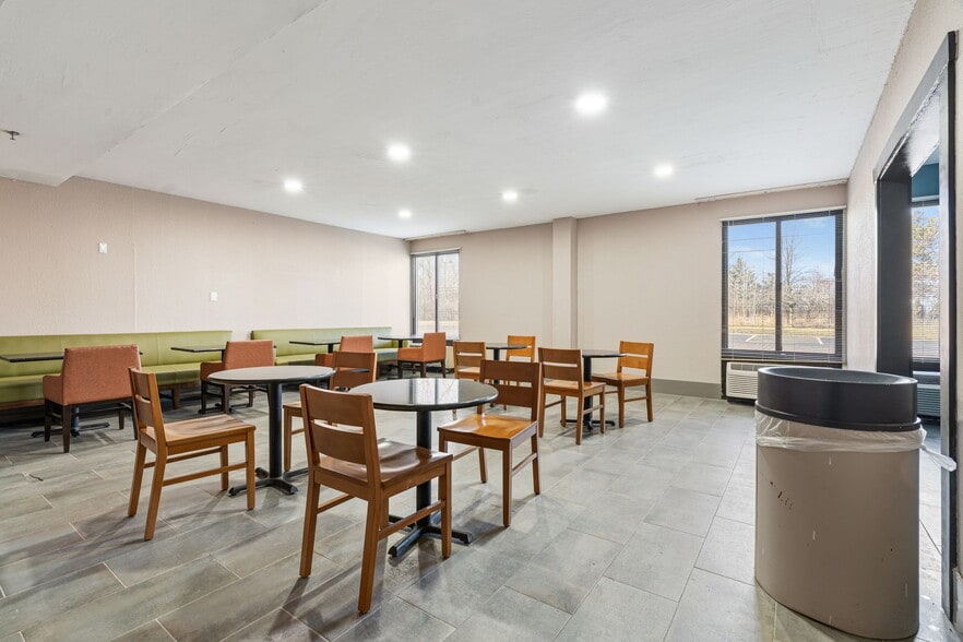 More Photos Of 5335 Broadmoor Cir NW, Canton Hotel For Sale