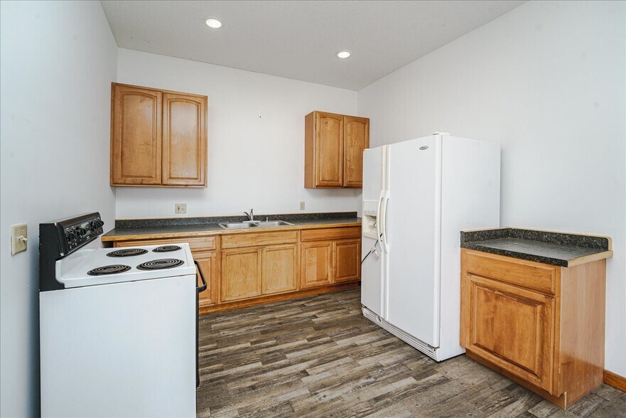 More Photos Of 12446 190th St, Milaca Lodge Meeting Hall For Sale