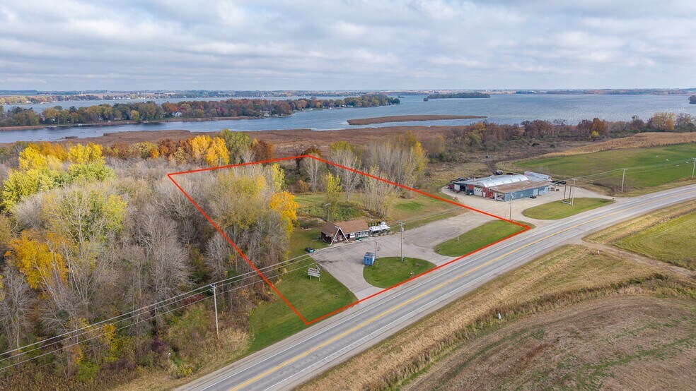 Primary Photo Of 814 W State St, Fox Lake Restaurant For Sale