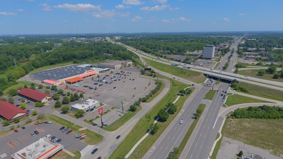 More Photos Of 21200 Penn St, Taylor Restaurant For Sale