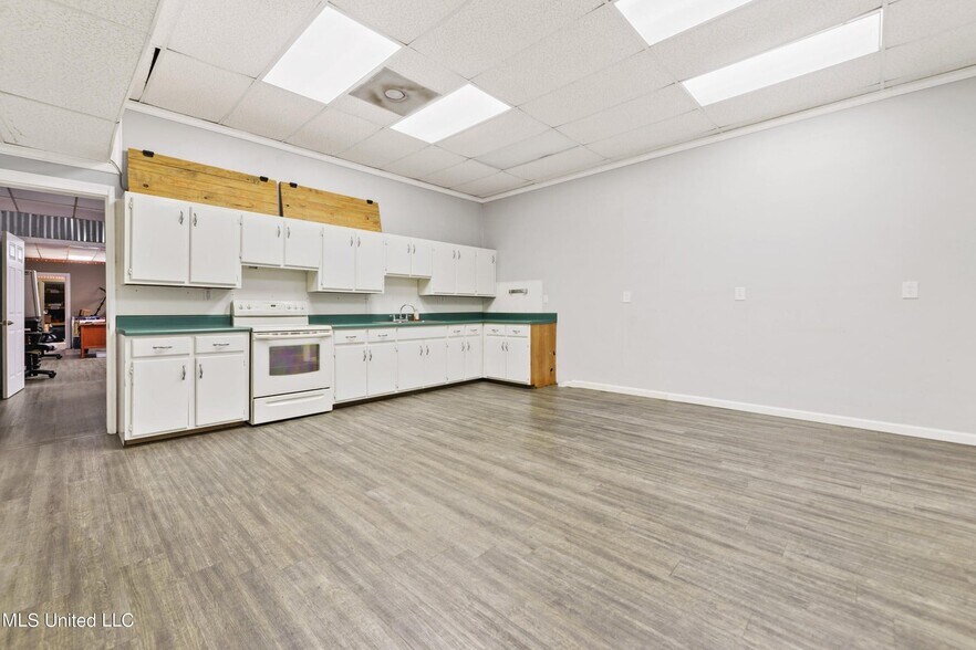 More Photos Of 5138 Main St, Lucedale Office Residential For Sale