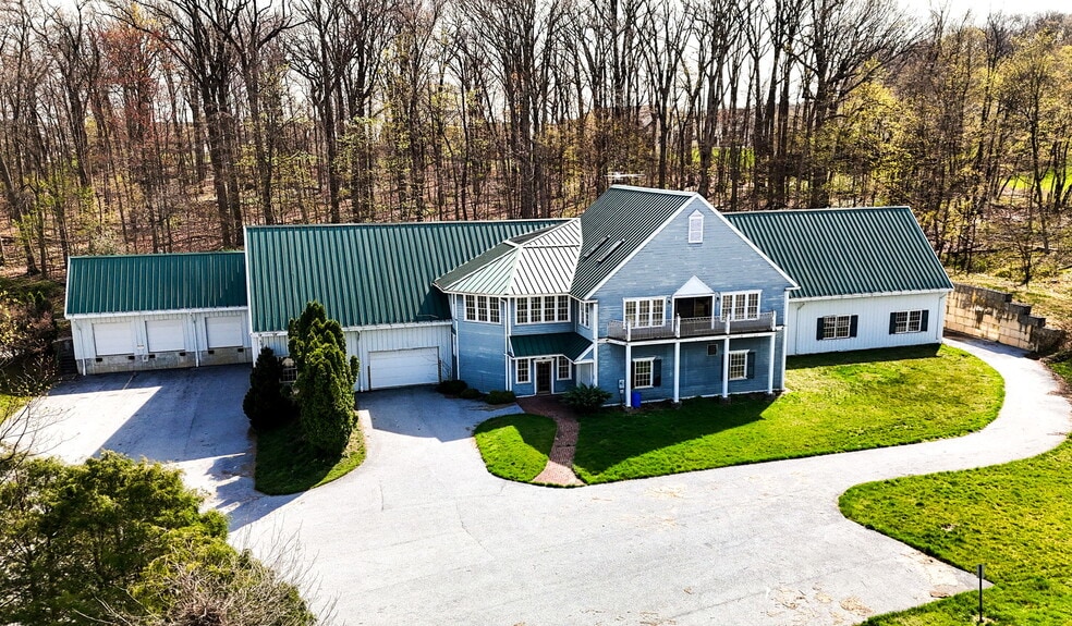 More Photos Of 2 Brewery Ln, Elverson Distribution For Lease