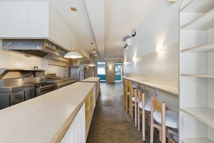 More Photos Of 29 Greenpoint Ave, Brooklyn Apartments For Sale