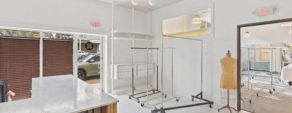 More Photos Of 1200 Gibson Lane, Austin Land For Sale