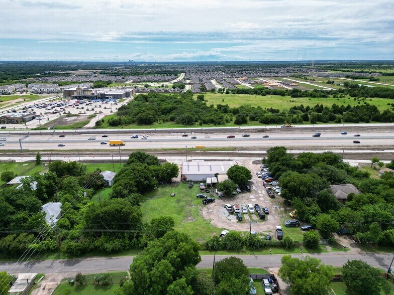 More Photos Of 630 Interstate 35 E Hwy hwy, Red Oak Land For Sale