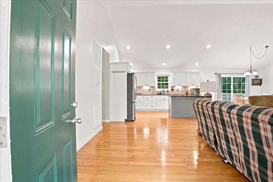 More Photos Of 1309 Redland Rd, Cross Junction Winery Vineyard For Sale