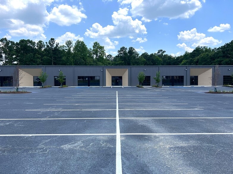 1341 College Park Rd, Summerville, SC 29486 Lofts/Showrooms For Lease