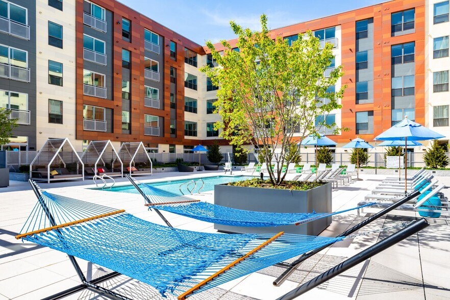 More Photos Of 190 Pleasant St, Malden Apartments For Lease