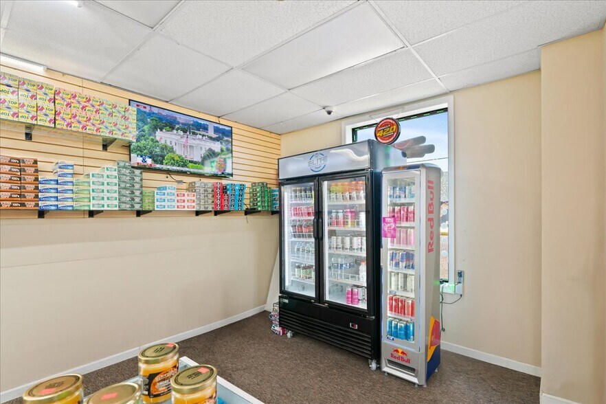 More Photos Of 600-622 New Jersey Ave, Wildwood General Retail For Sale