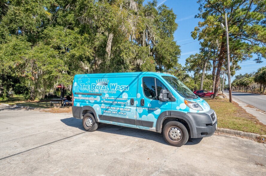 More Photos Of 1810 Ribaut Rd, Port Royal Convenience Store For Sale