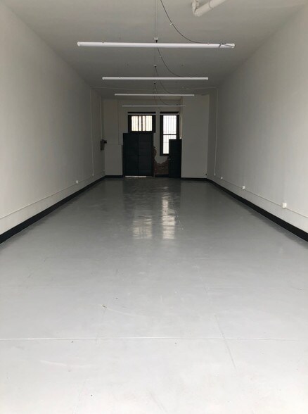 More Photos Of 3966-3980 W 6th St, Los Angeles Storefront For Lease