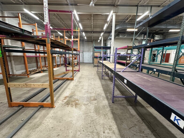 More Photos Of 7620 165th st, Hammond Storefront For Lease