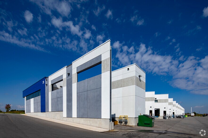More Photos Of 20 Lightbeam Ter, Brampton Warehouse For Sale