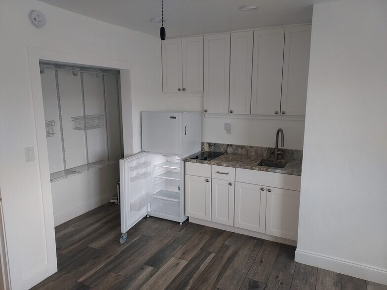 More Photos Of 117 N 5th St, Fort Pierce Office Residential For Sale