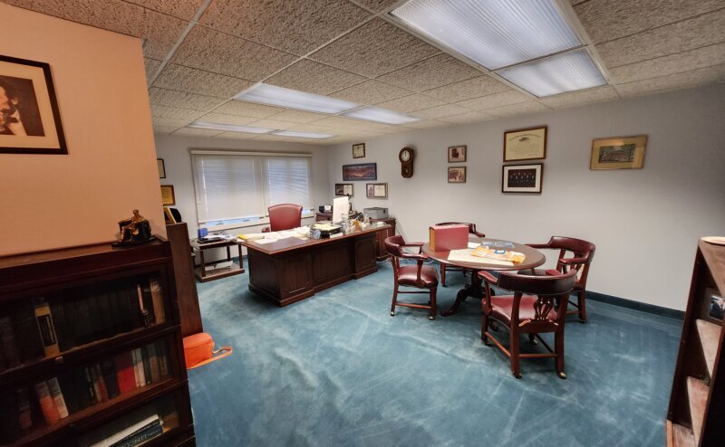 More Photos Of 508 S Broadway Ave, Urbana Office For Sale