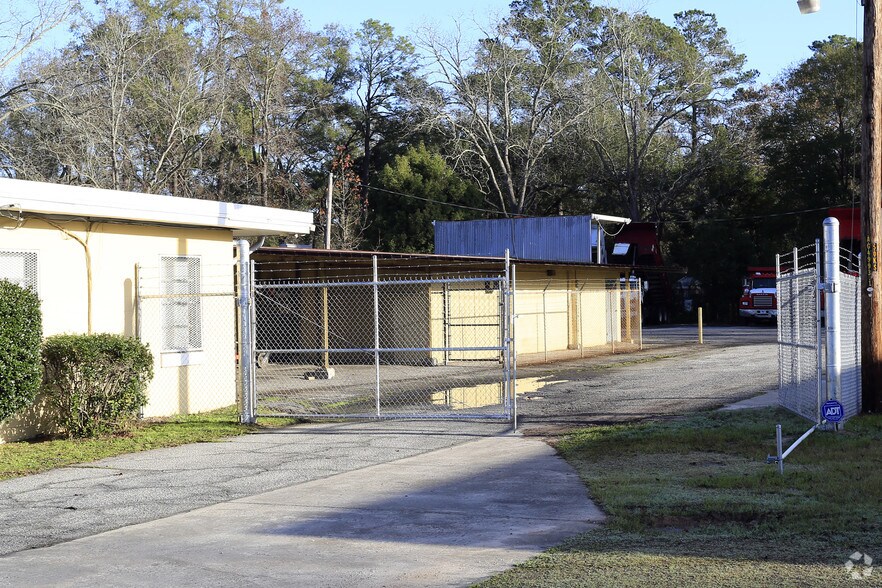 More Photos Of 5028 Augusta Rd, Savannah Office For Sale