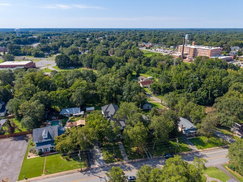 More Photos Of 207 W 2nd Ave, Easley Hospitality For Sale